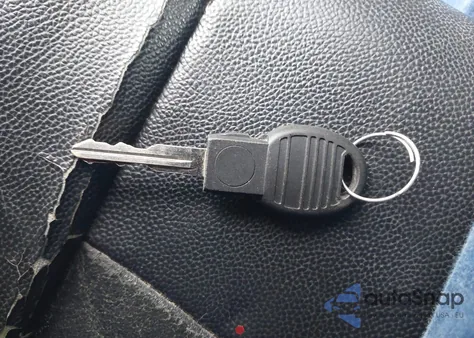 2013 Chrysler Town & Country Touring z USA, uszkodzony, nr VIN 2C4RC1BG9DR756288